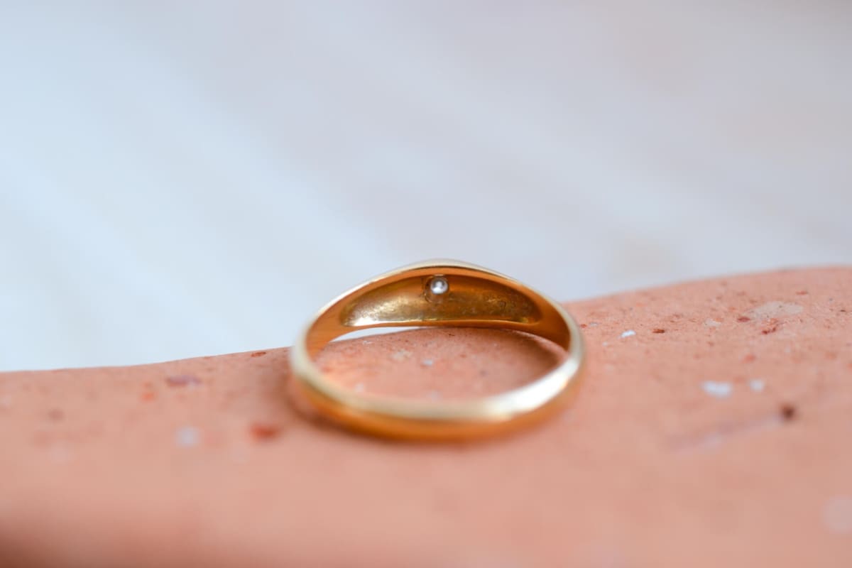 Bague Vintage en Or jaune sertie d'un Diamant