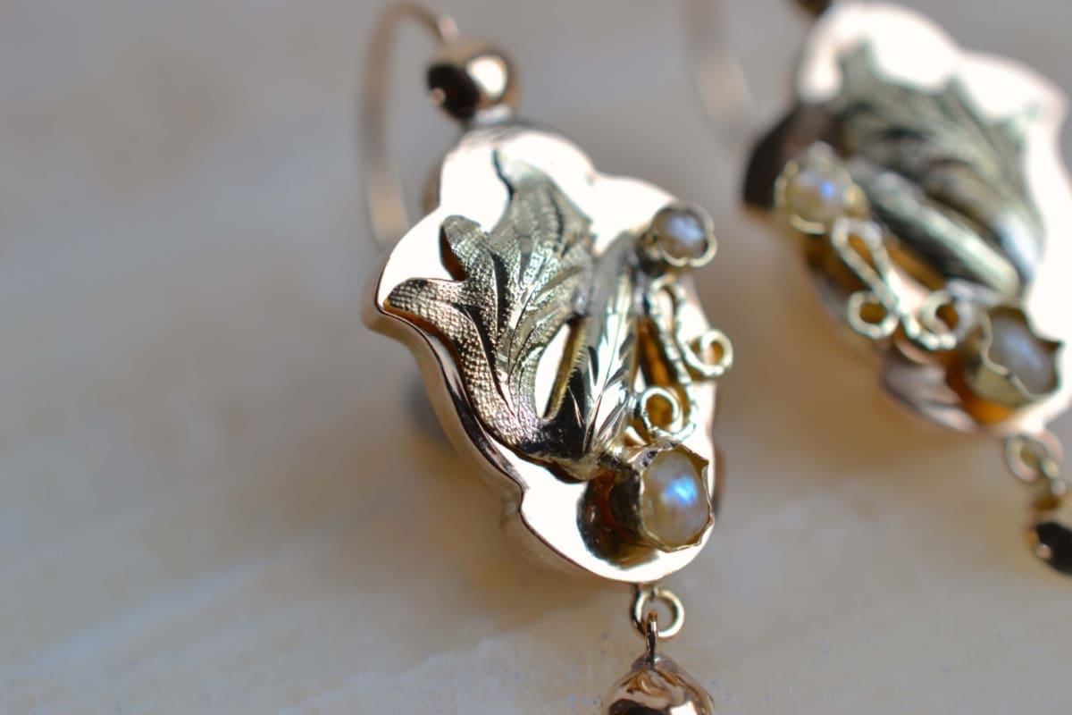 pendant d'oreilles poissardes