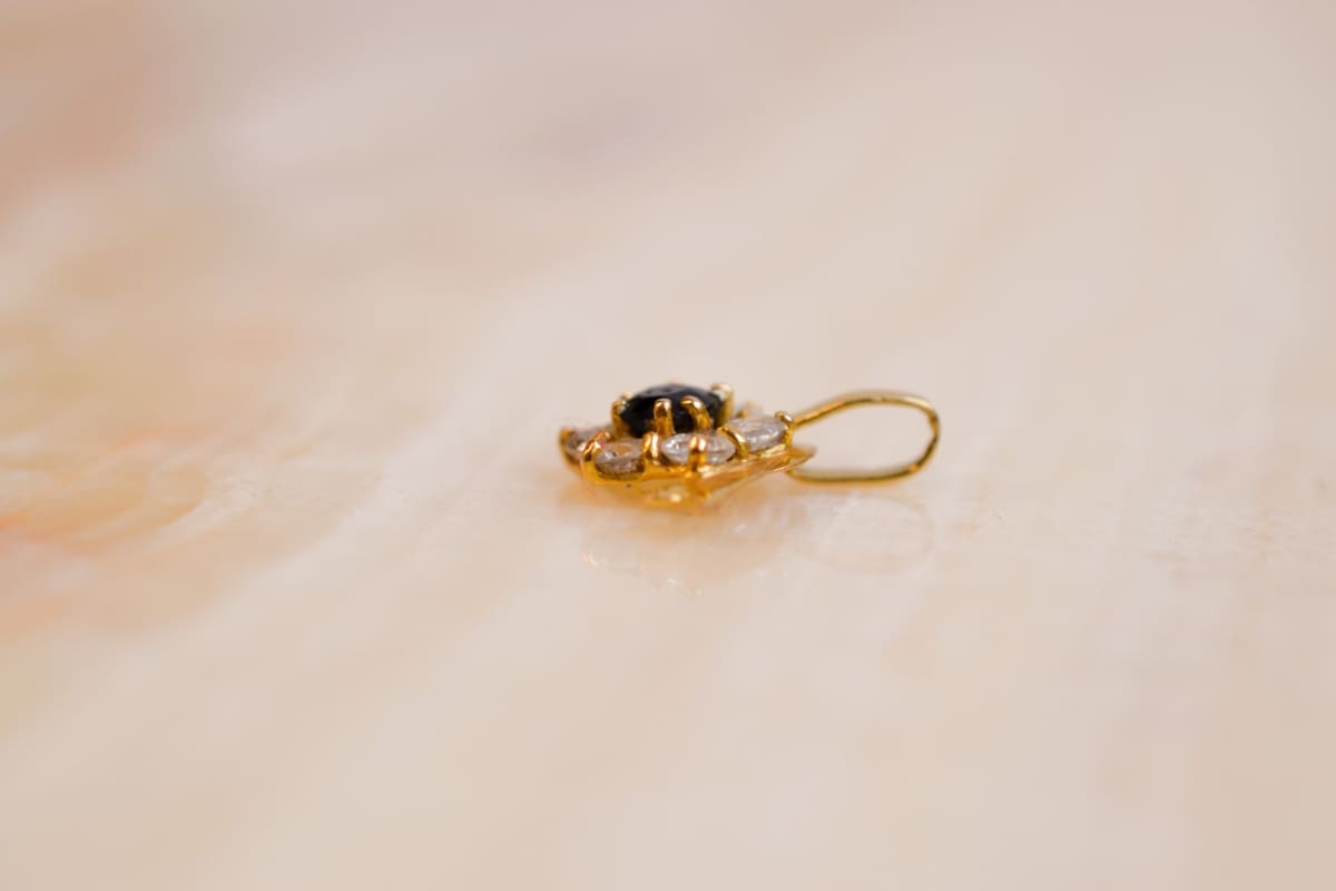 Pendentif fleur Saphir et Oxydes - pendentif Vintage