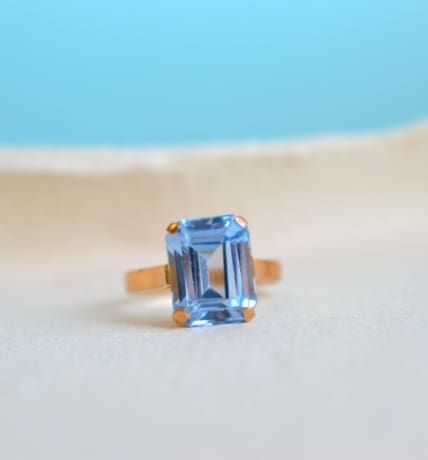 bague solitaire spinelle