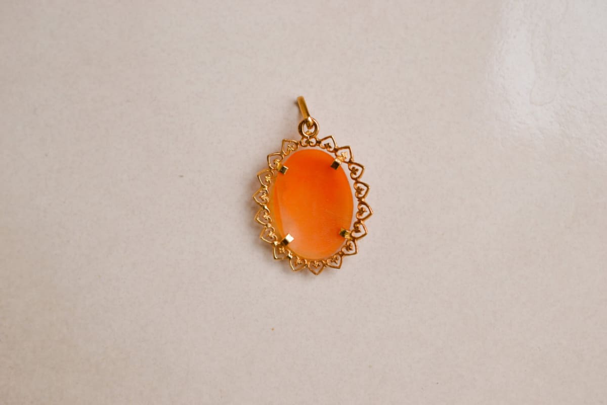 Pendentif Camée Vintage en Or jaune 18 carats