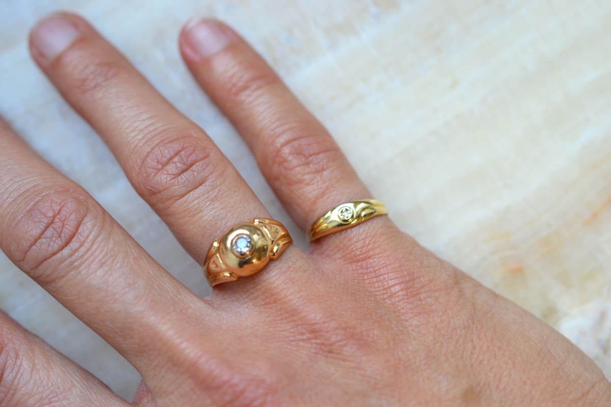 bague jonc diamant portee