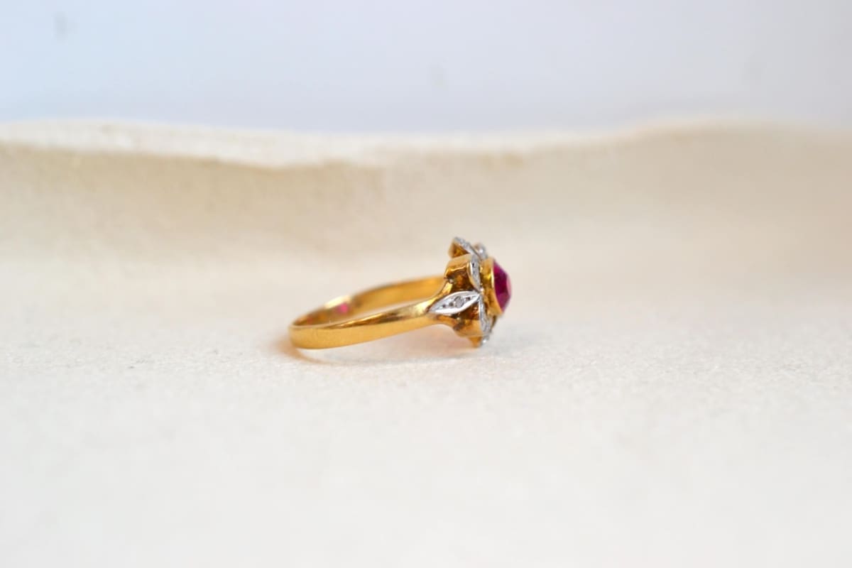 fleur 2 ors rubis et diamants
