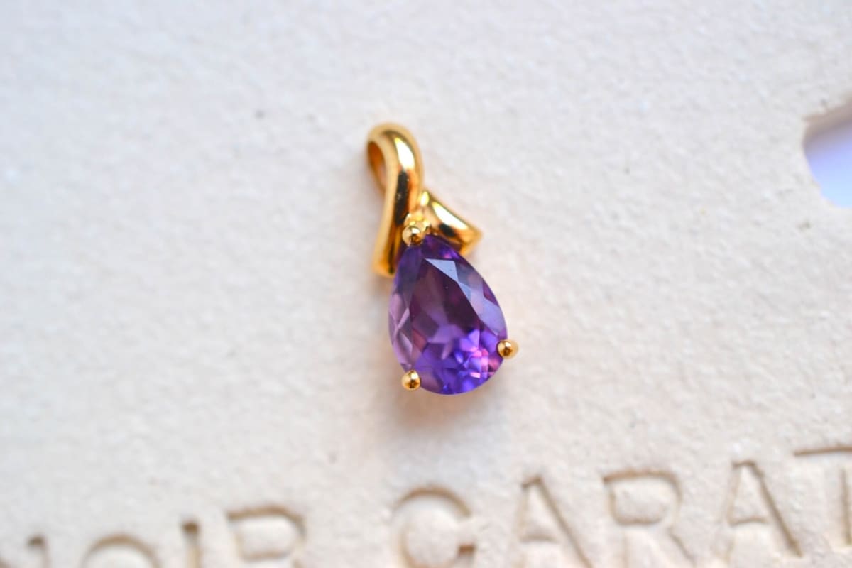 pendentif amethyste taille poire