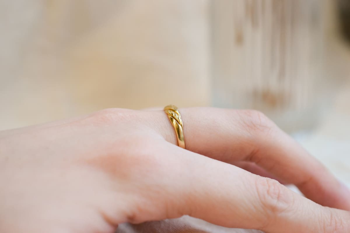 Bague de seconde main en Or jaune 18 carats torsadée et ajourée