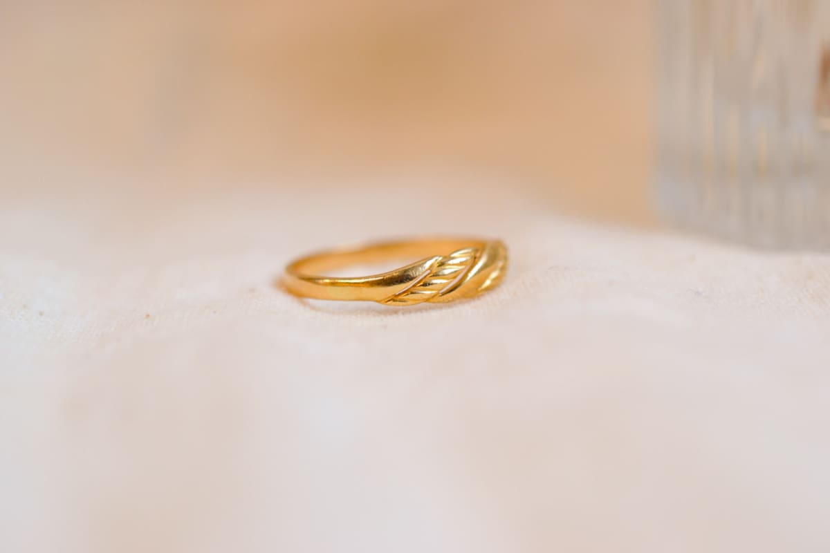 Bague torsadée en Or jaune 18 carats