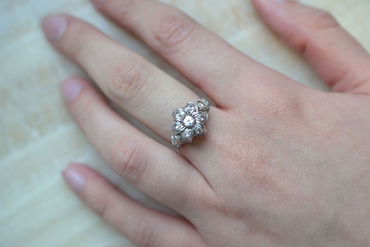 bague fleur en ors oxydes