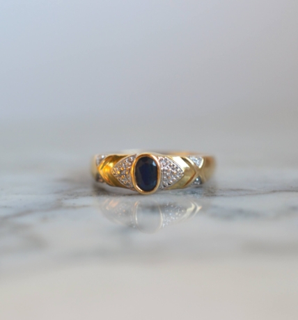 bague saphir ovale et diamants