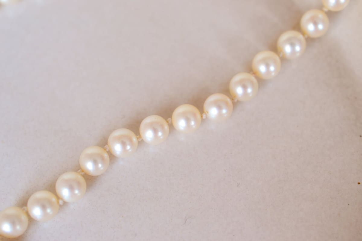 Collier ancien en Or jaune 18 carats orné de Perles