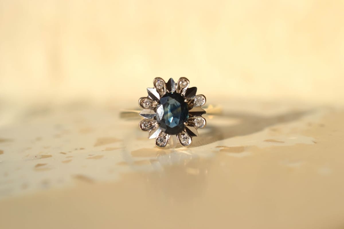 bague marguerite saphir et diamants