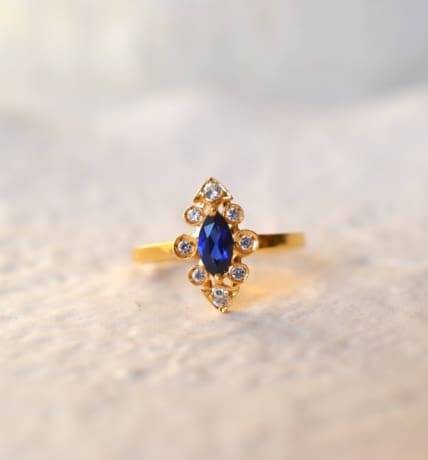 Navette oxydes et saphir