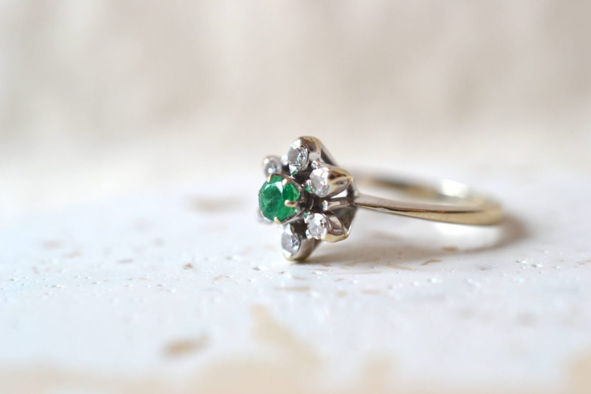 bague fiançailles marguerite émeraude