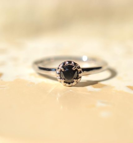 bague solitaire moissanite