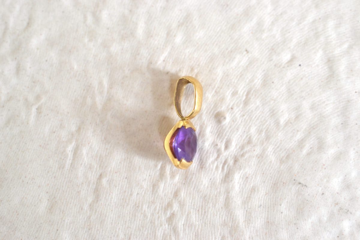 pendentif pierre violette