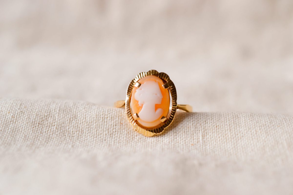 Bague Camée en Or jaune 18 carats