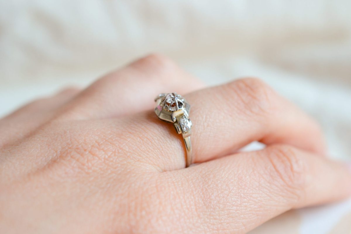 Bague de fiançailles Vintage en Or blanc 18 carats sertie d'un Diamant
