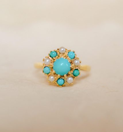 Bague fleur en Or jaune 9 carats sertie de Turquoises et de Perles