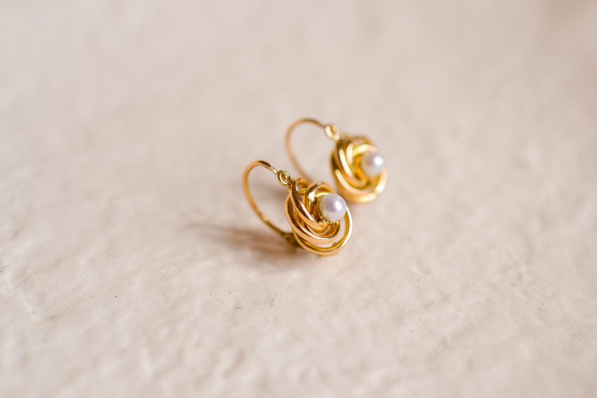 Dormeuses anciennes en Or jaune 18 carats