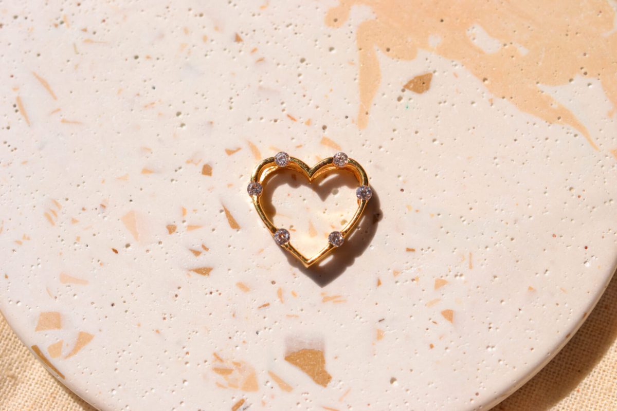 Pendentif coeur en Or jaune 18 carats serti d'Oxydes