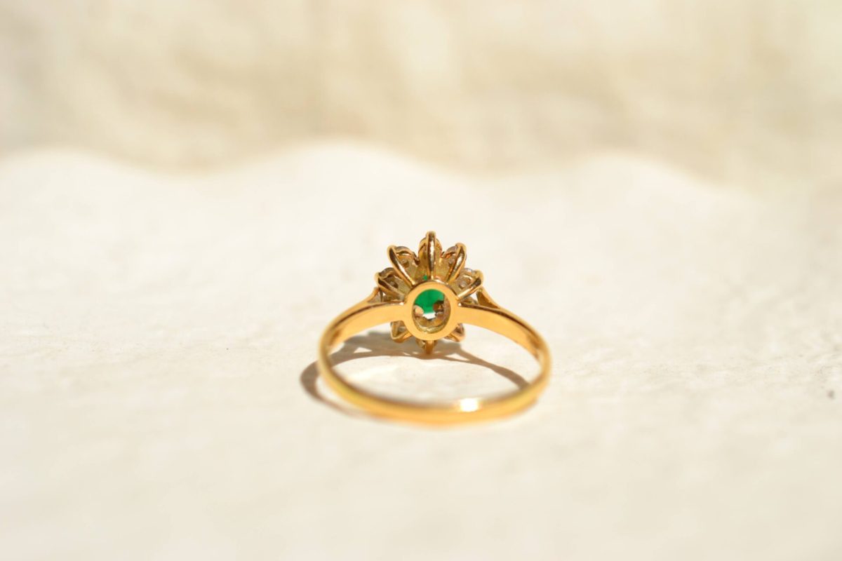 bague de fiancailles marguerite emeraude
