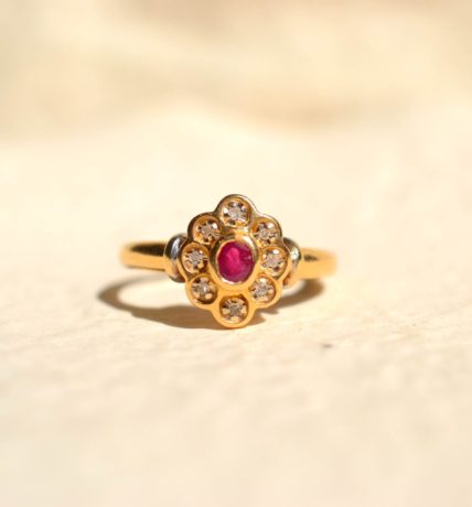 bague marguerite rubis