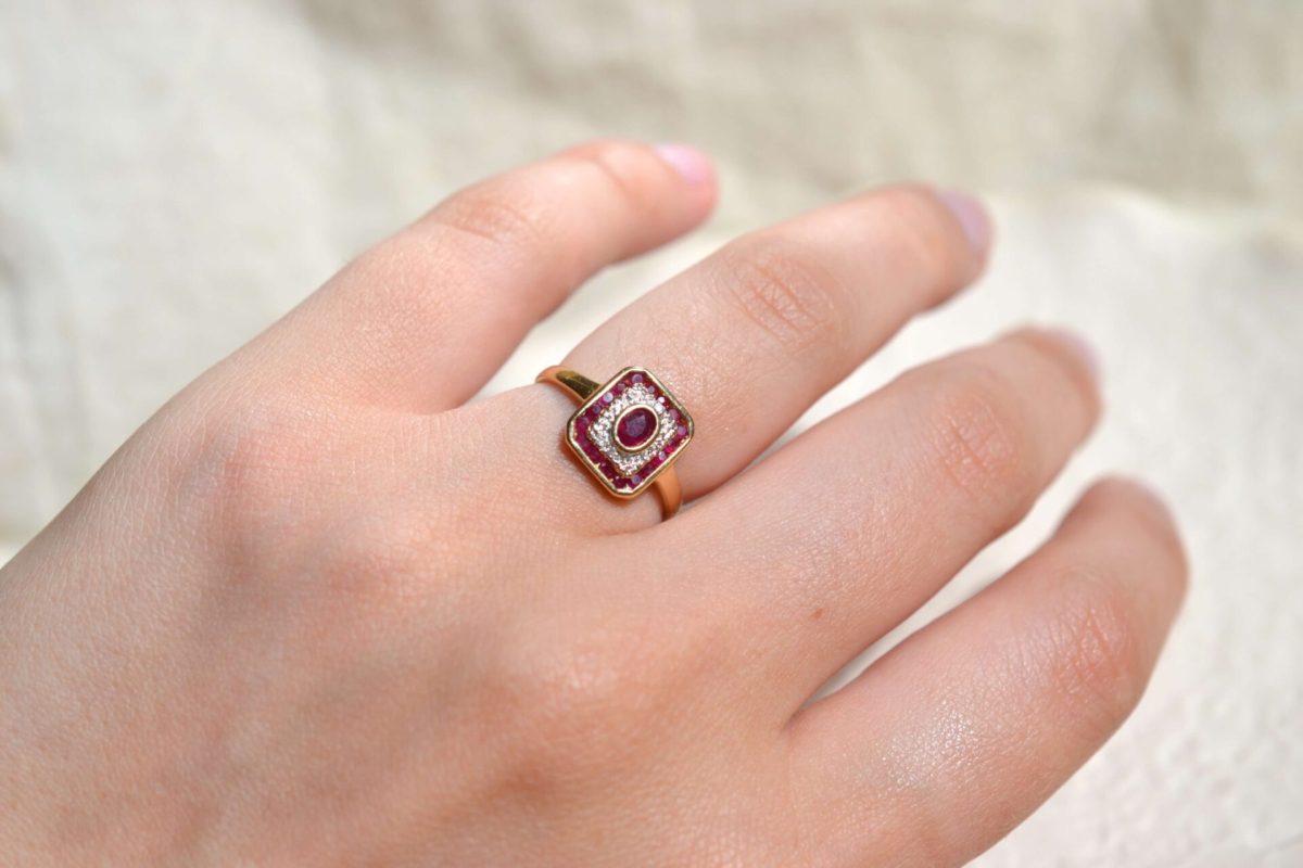 bague rubis et diamants ancienne