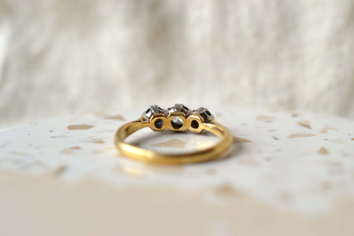 bague jarretière ancienne diamants