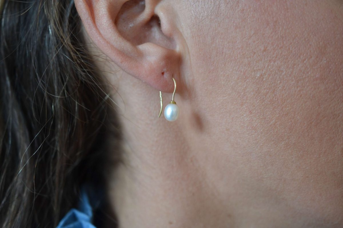 boucles d'oreilles pendantes Vintage or jaune et perle