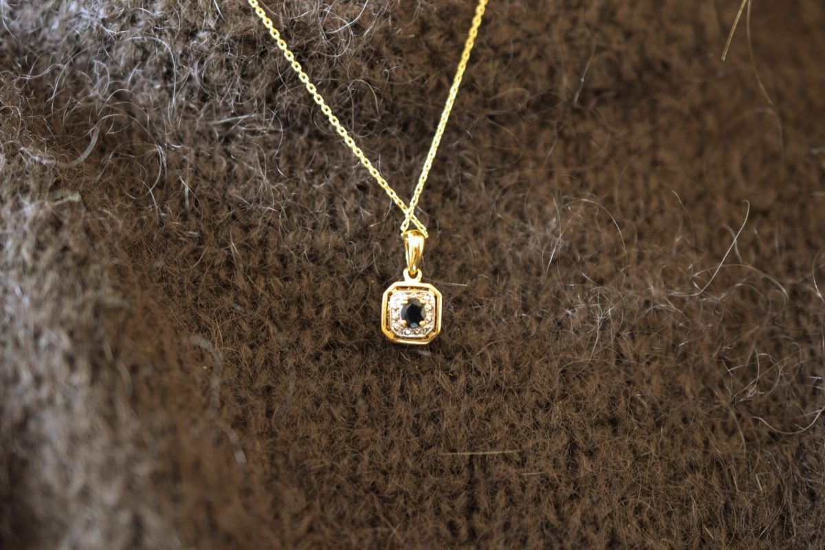 Pendentif rectangle Saphir