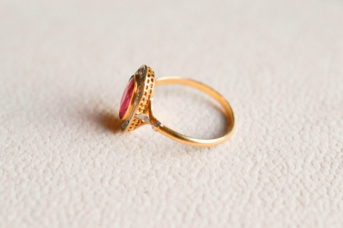 Bague Art Déco Doublet Grenat-Verre Rouge