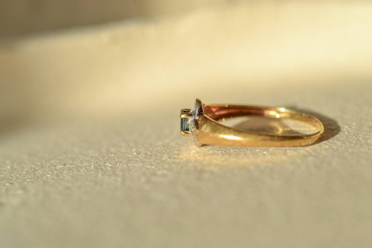 Bague ovale Saphir Diamants