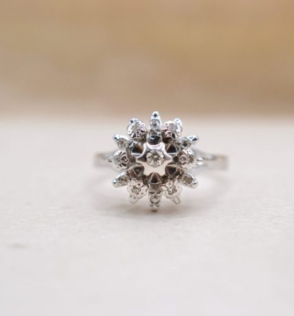 Bague florale Or blanc Diamants