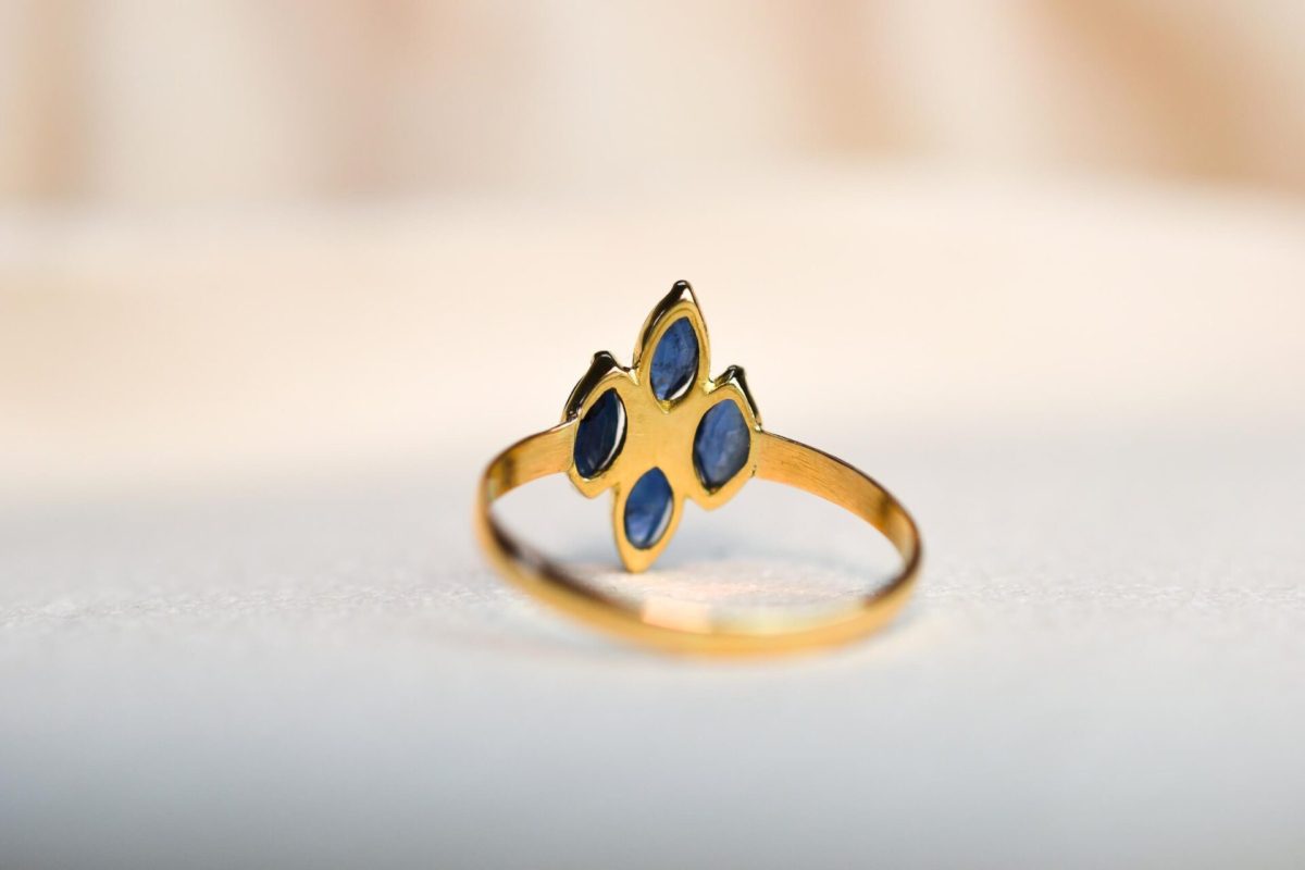 Bague Saphirs navettes