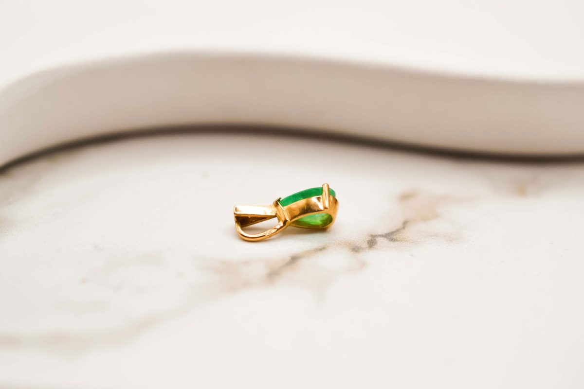 Pendentif goutte Emeraude