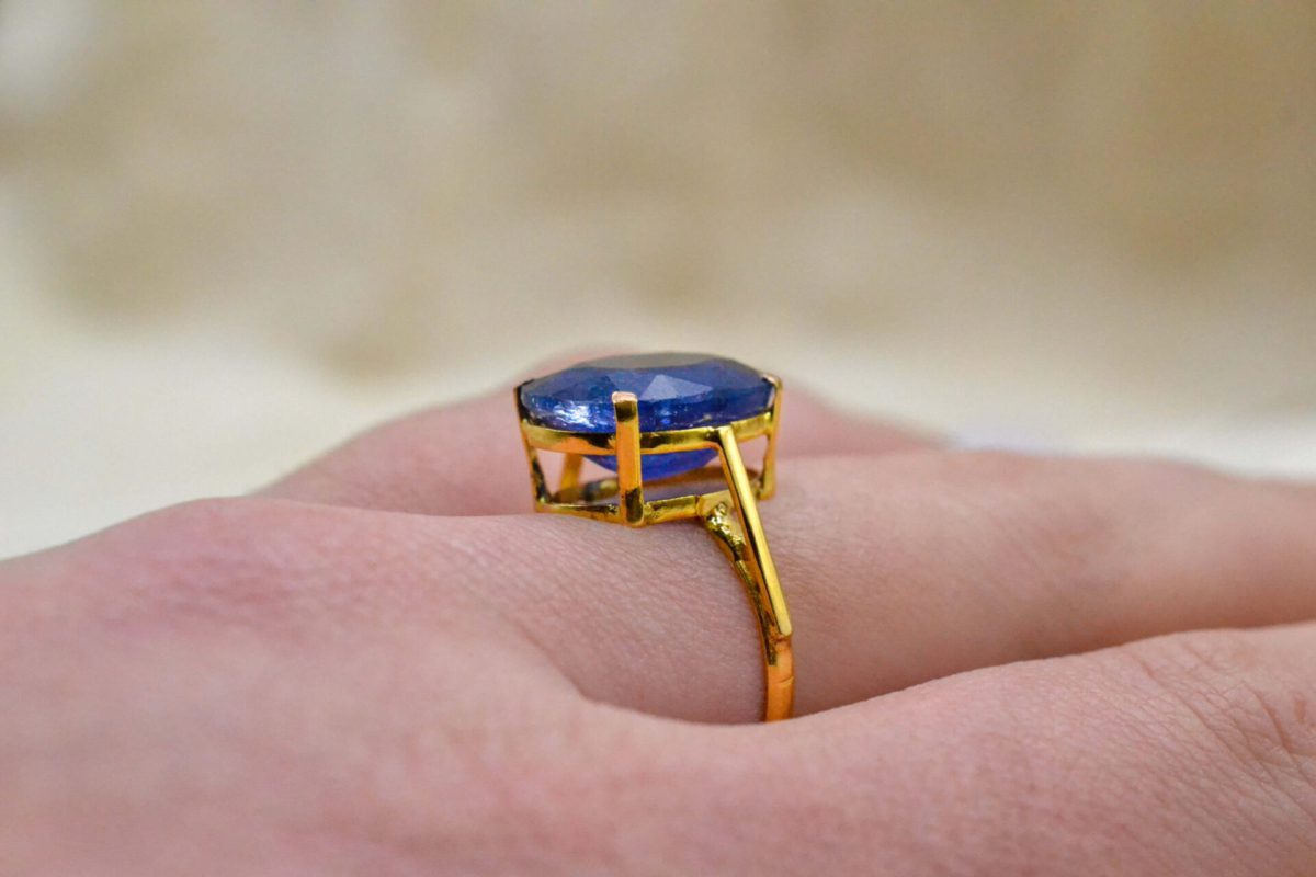 Bague cocktail Saphir ovale