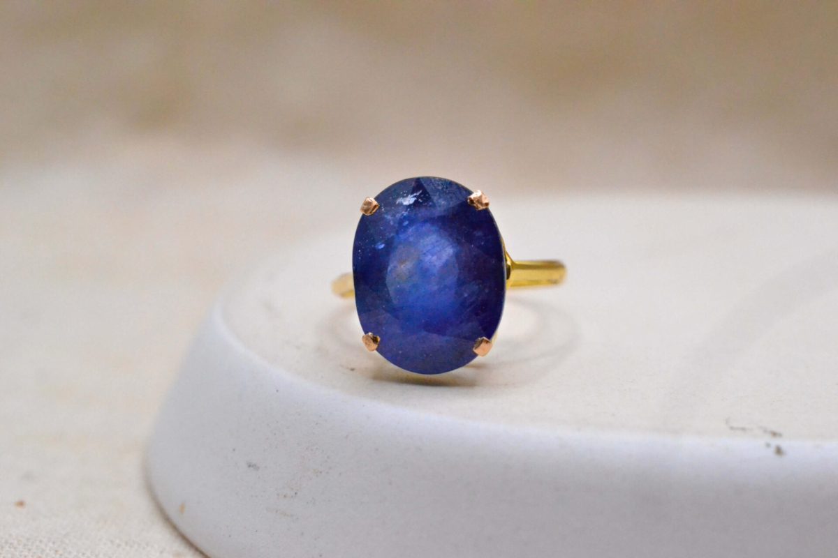 Bague cocktail Saphir ovale