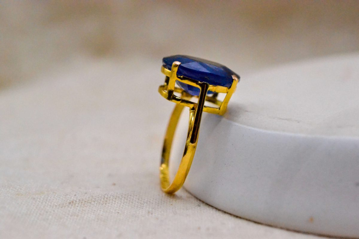 Bague cocktail Saphir ovale