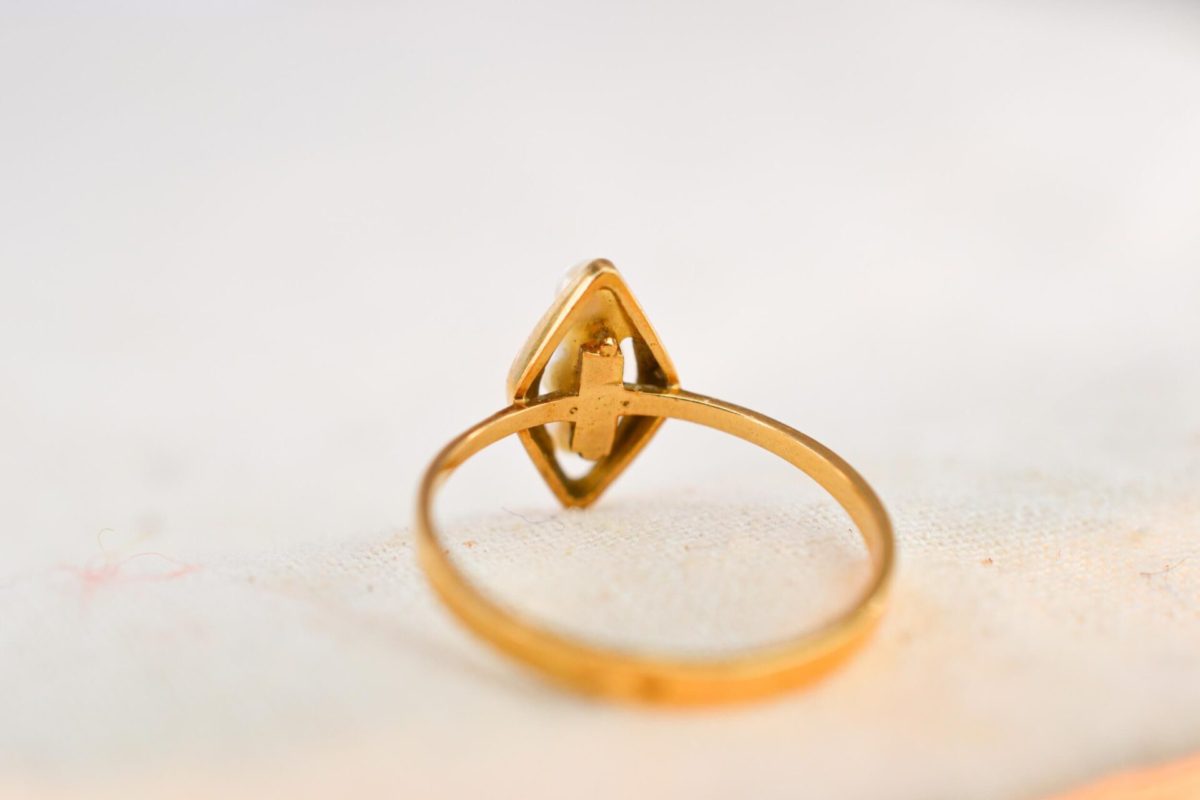 Bague navette en Or jaune sertie de trois perles de culture - bague eco responsable