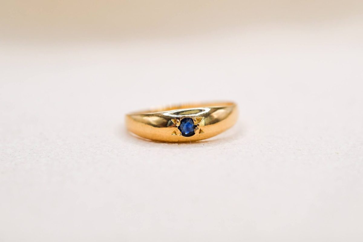 Bague Jonc en Or jaune sertie clos etoile d un saphir - bague ancienne