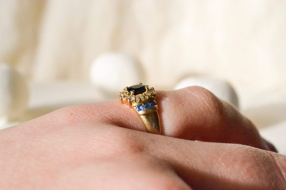 Bague Saphir de style Marguerite