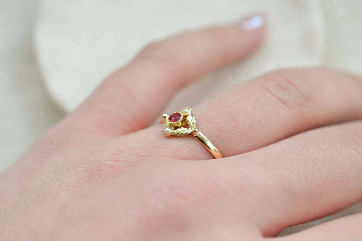 Bague Art Nouveau Rubis Perles