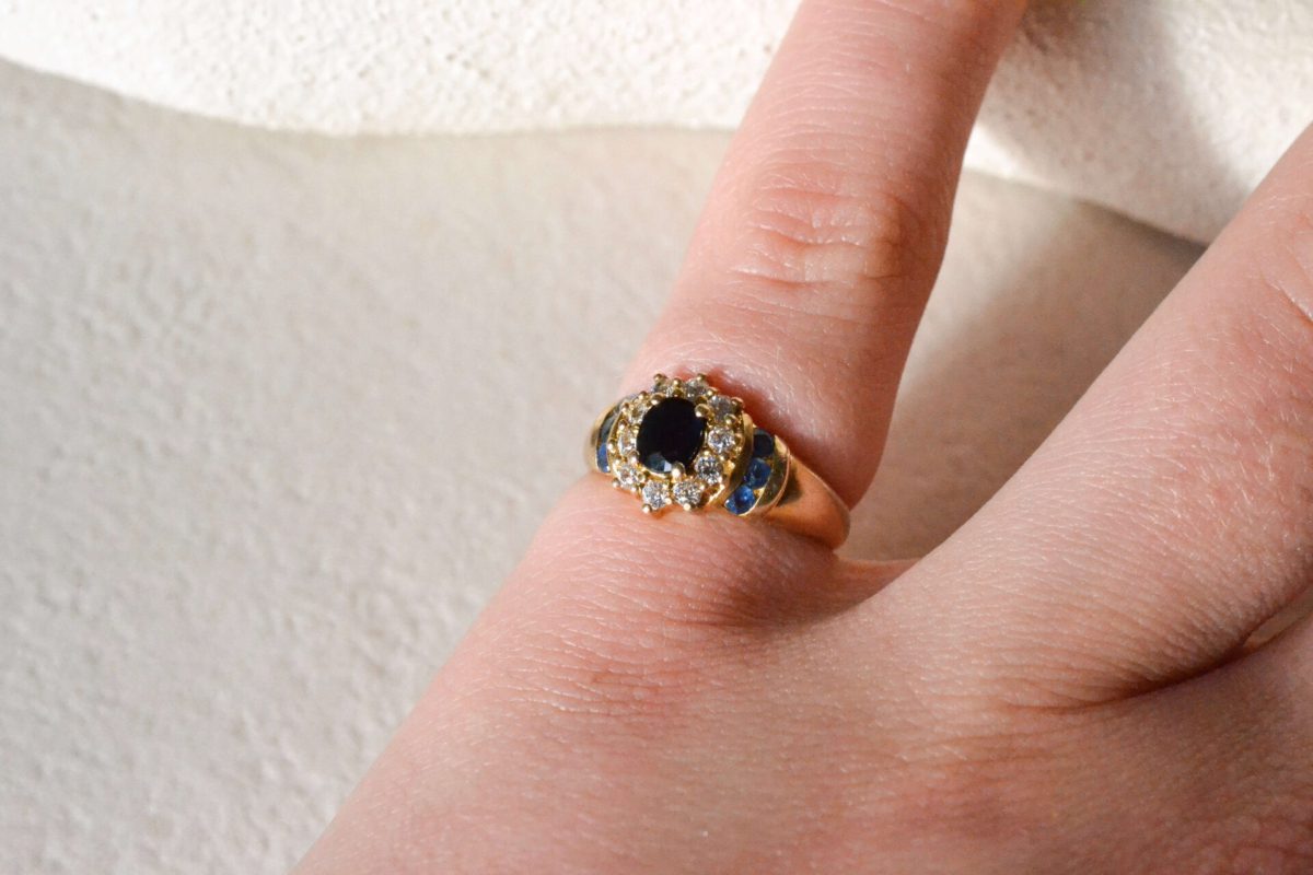 Bague Saphir de style Marguerite