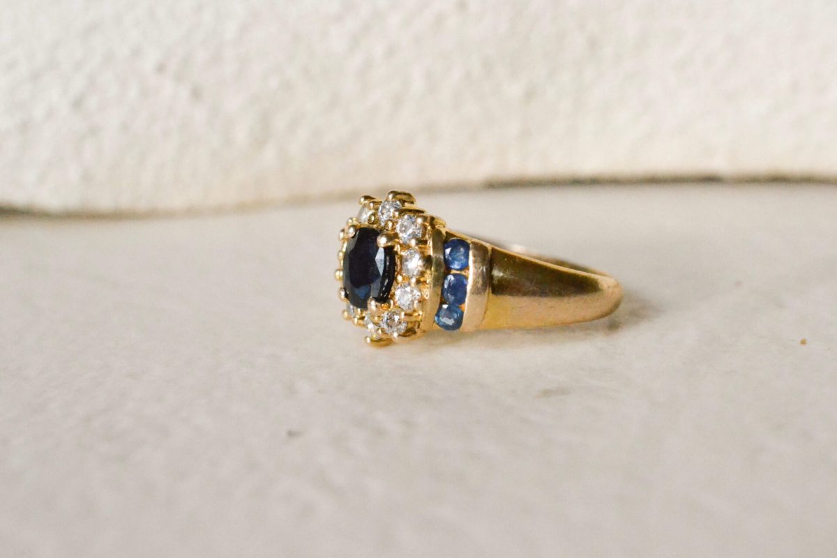 Bague Saphir de style Marguerite