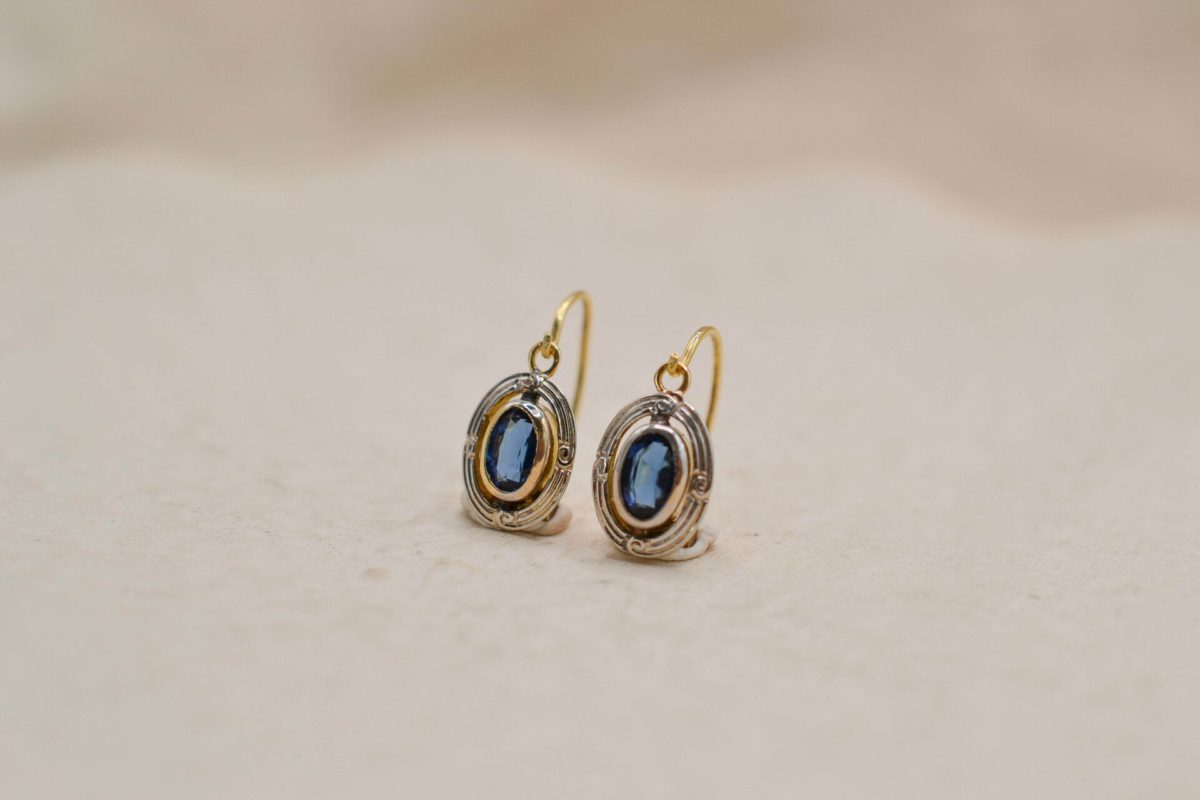 Dormeuses Pierre bleue Or jaune