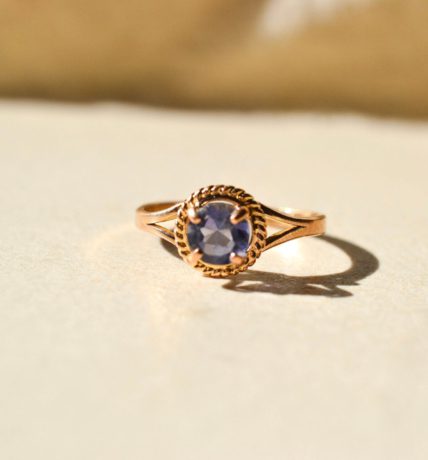 Bague solitaire Améthyste 14K