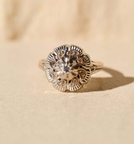 Bague fleur Diamants Or blanc
