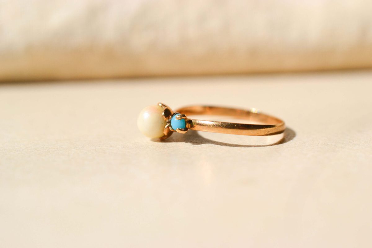 Bague Perle et pierres turquoises