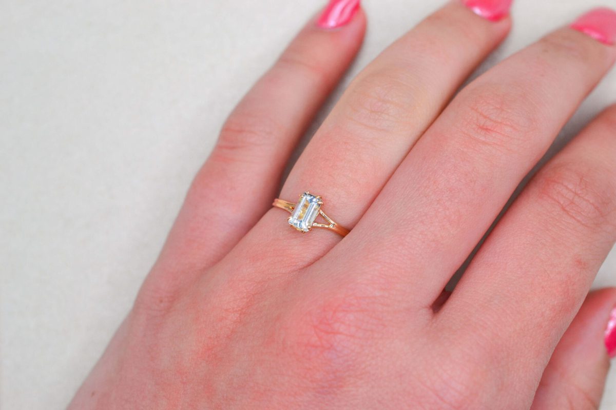Bague solitaire Aigue-Marine