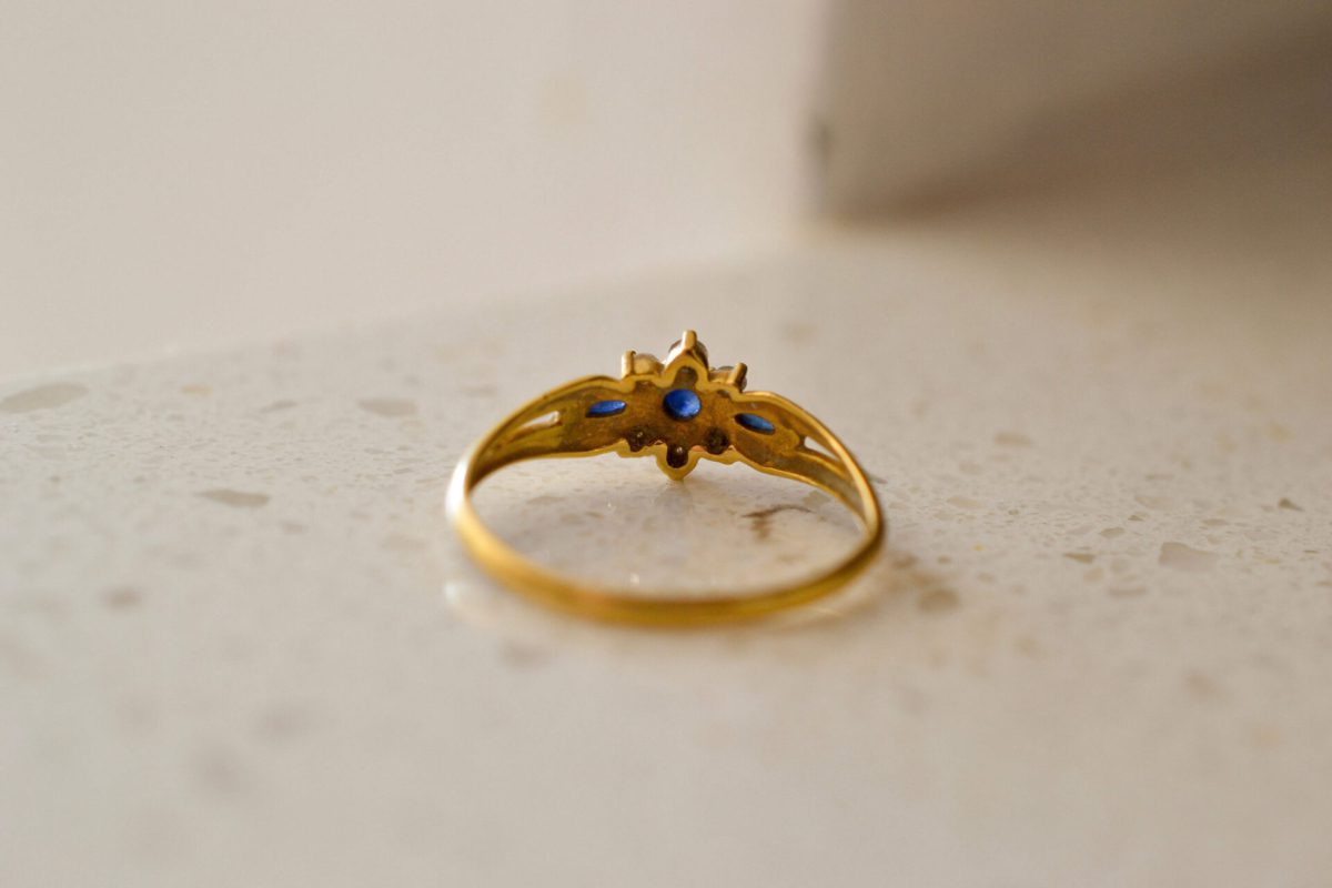 Bague marguerite Saphir Or