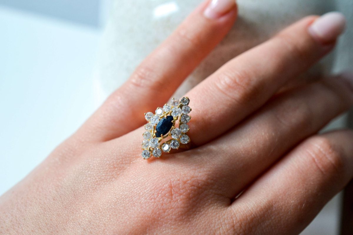 Bague Marquise Saphir Or jaune